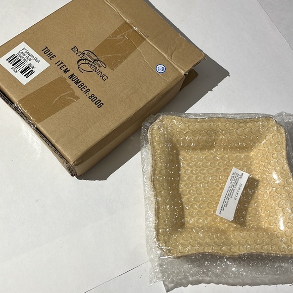 Taste of Home Entertaining 8" Square Dish NEW in box! - Picture 4 of 4